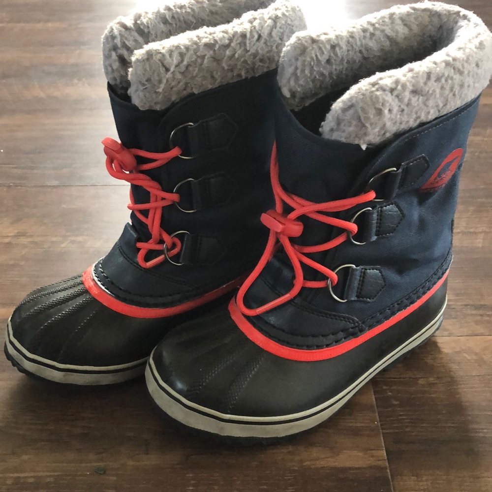 Boys sorel winter boots